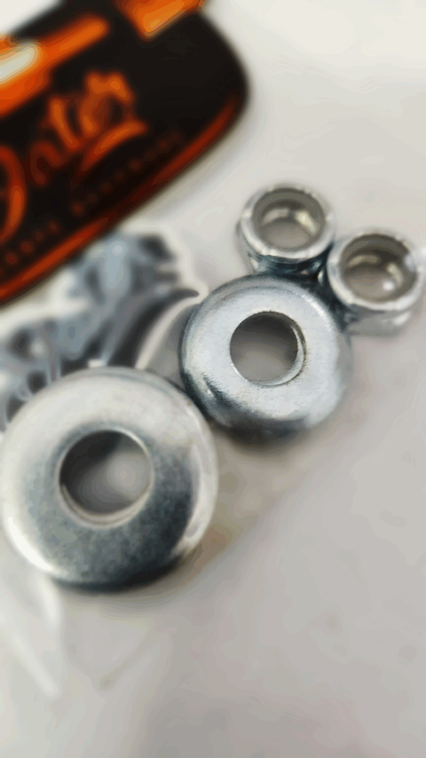 REPUESTO ARANDELAS BUJES + TUERCAS KING